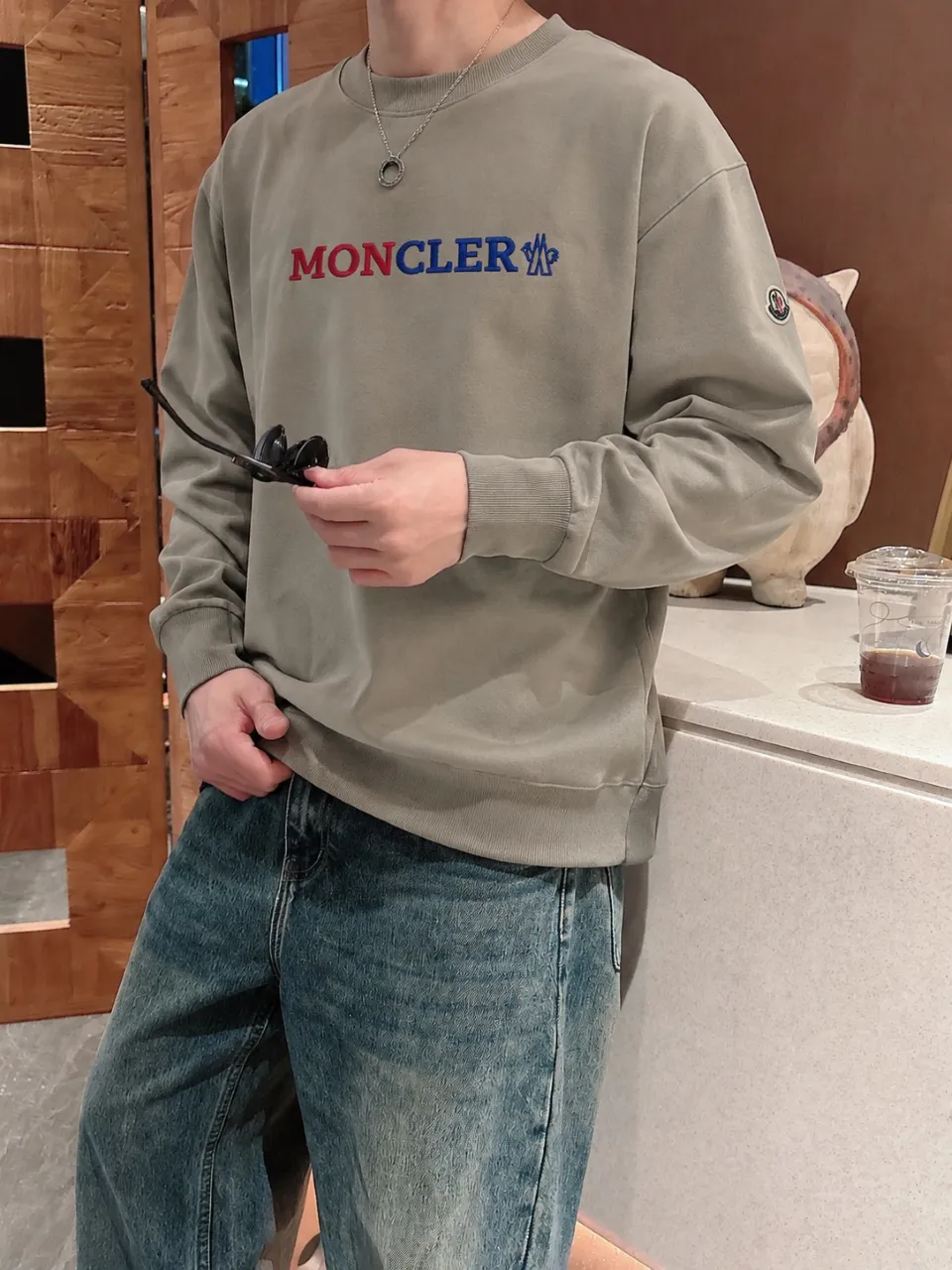 Moncle* logo 《 》 380 ， ， Same Style ， : Black White Coffee Brown Size：S（90-130 ） M（125-150 ） L（135-165 ） XL（160-190 ） XXL（185-220 ）